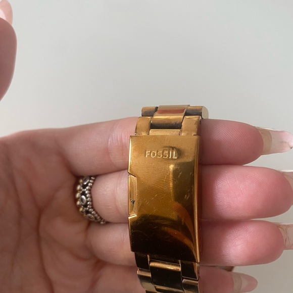FOSSIL - Rose Gold Watch - Picture 2 of 3